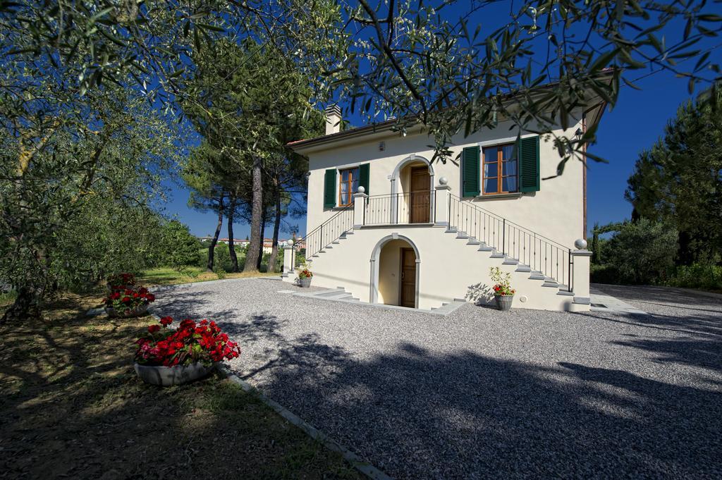 Villa Tancredi Foiano Della Chiana Bagian luar foto