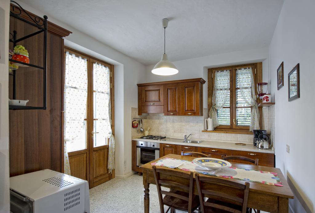 Villa Tancredi Foiano Della Chiana Ruang foto