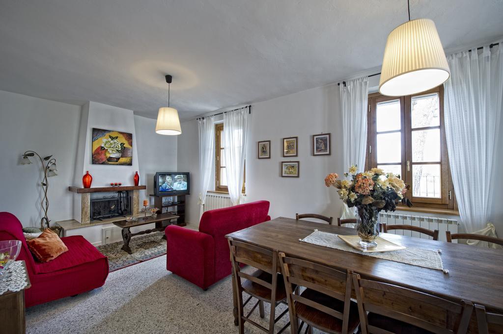 Villa Tancredi Foiano Della Chiana Ruang foto