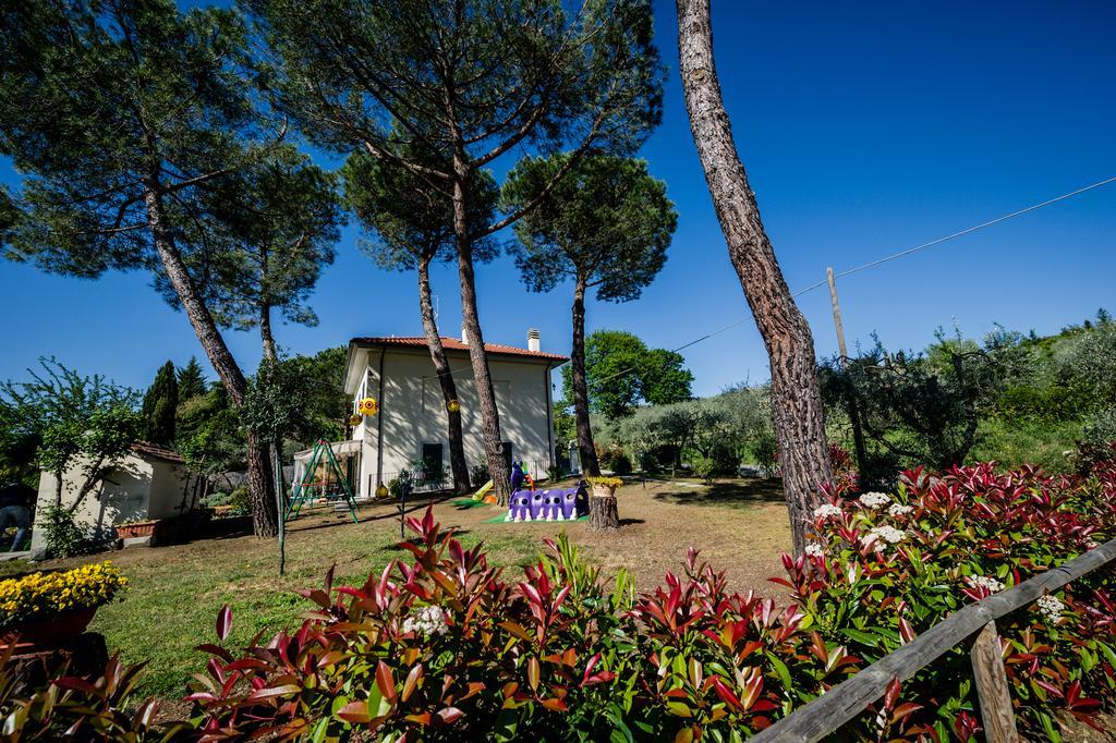 Villa Tancredi Foiano Della Chiana Bagian luar foto